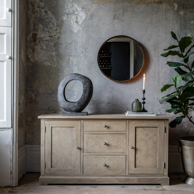 Cabinets / Drawers