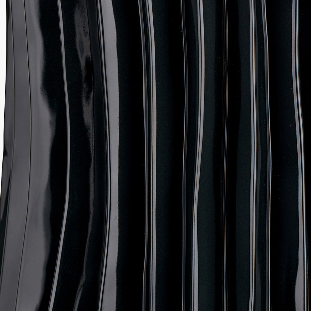 Modern Black Ceramic Table Lamp Base – Ribbed Design & LED Compatible