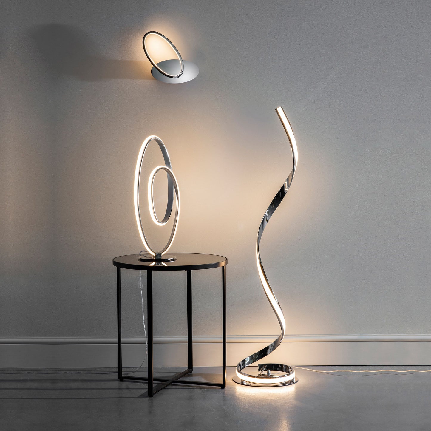 Modern Chrome LED Floor Lamp – Sculptural Design & Warm White Light  