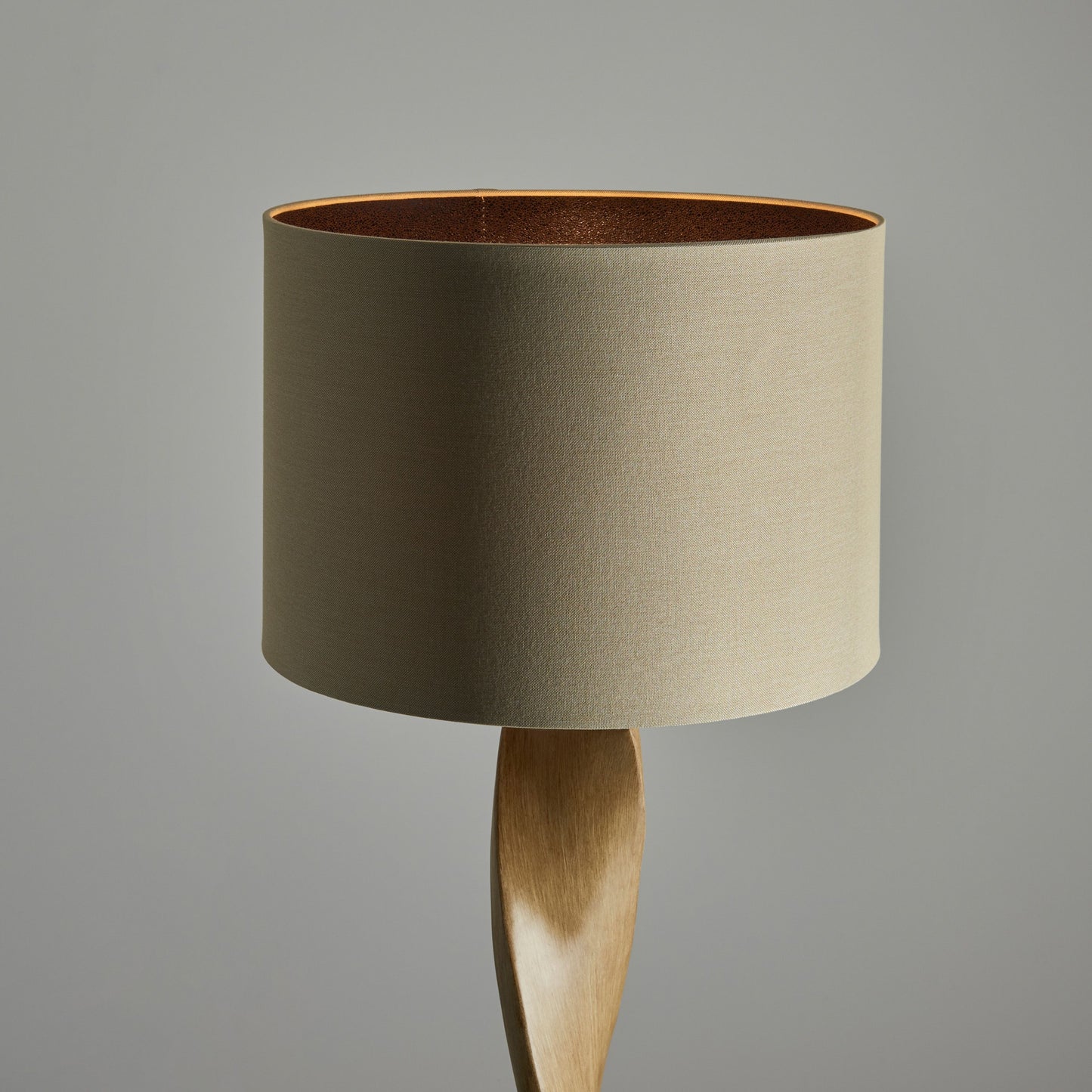 Contemporary Oak Twisted Floor Lamp – Beige Fabric Shade