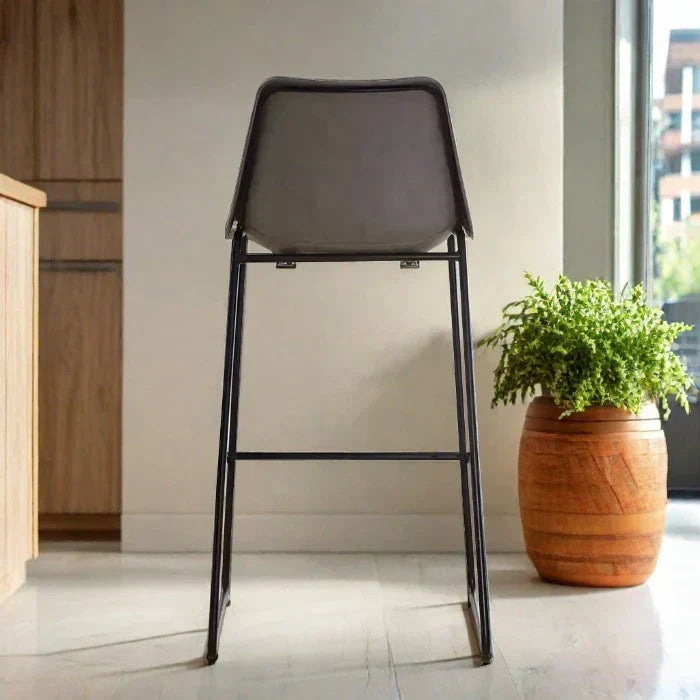 Sleek Black Metal Bar Stool – Leather Seat & Modern Appeal