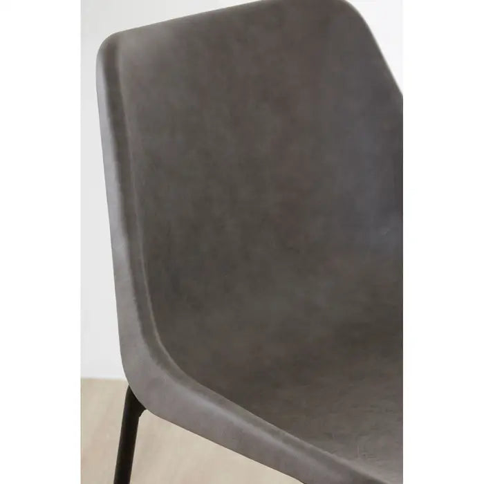 Sleek Black Metal Bar Stool – Leather Seat & Modern Appeal