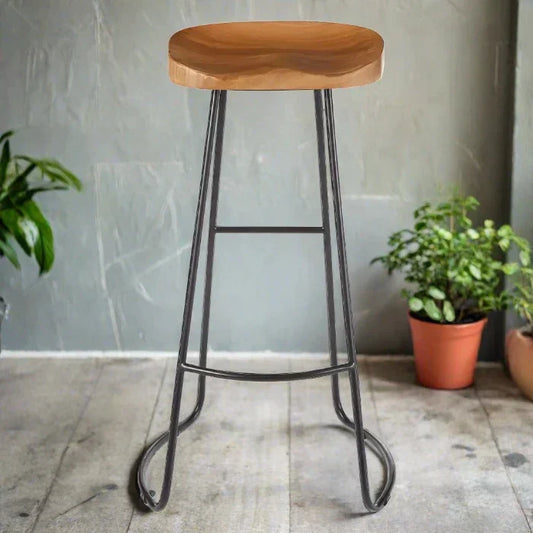 Sleek Black Iron & Wood Bar Stool – Curved Seat & Minimalist Frame  