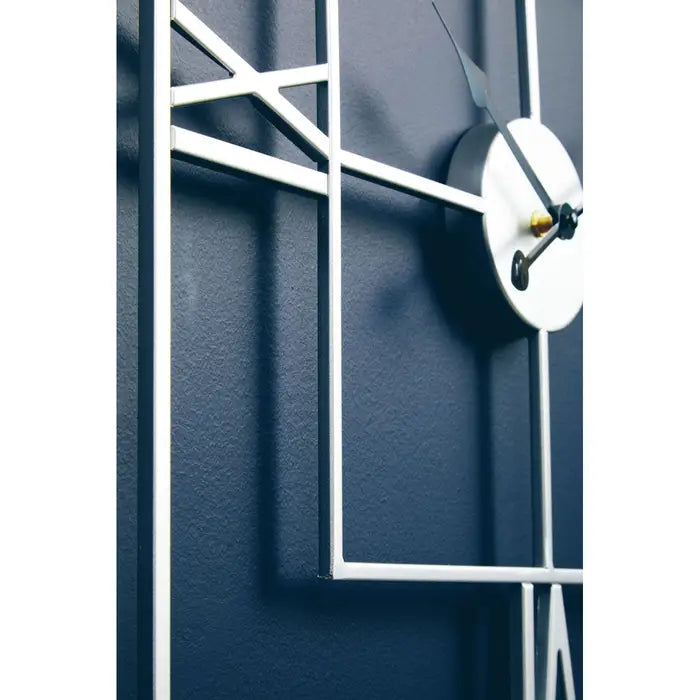 Modern Silver Metal Square Wall Clock – Minimalist Frame & Roman Numerals