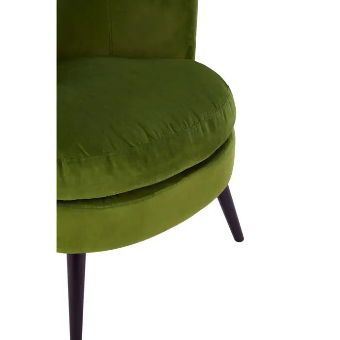 Elegant Green Velvet Accent Chair – Upholstered Seat & Black Metal Legs