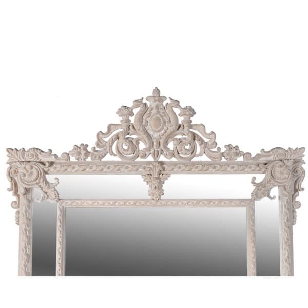 Sleek White Ornate Wall Mirror – Resin Detailing & Classic Design