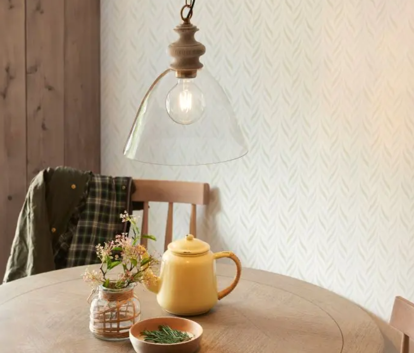 Rustic Natural Ash Pendant Light – Glass Shade & Steel Chain Suspension