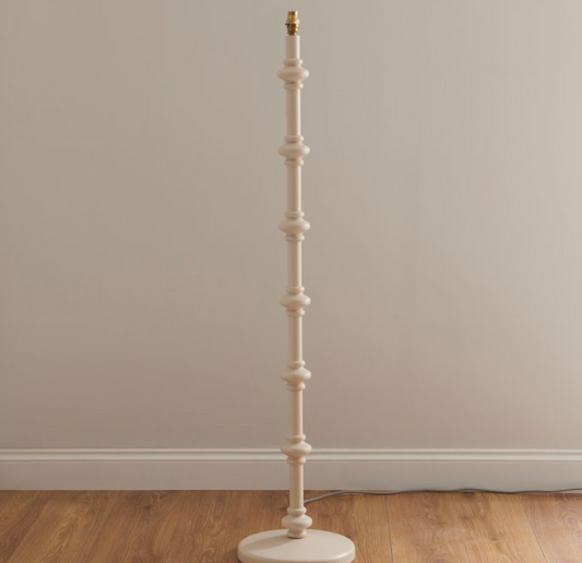 Elegant Almond White Wooden Floor Lamp – Classic Turned Design & Brass Accents - Decor Interiors