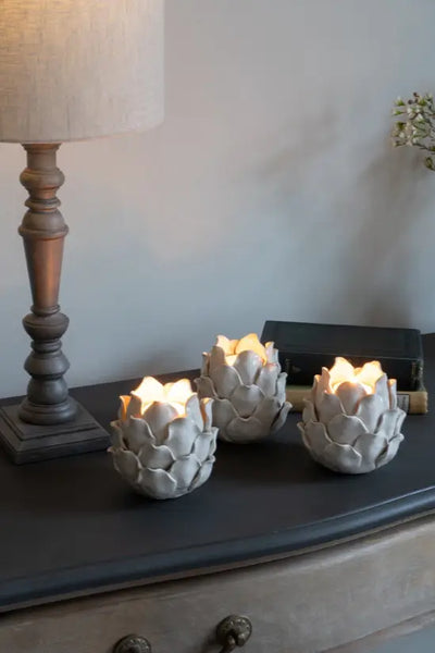 Lanterns & Candleholders