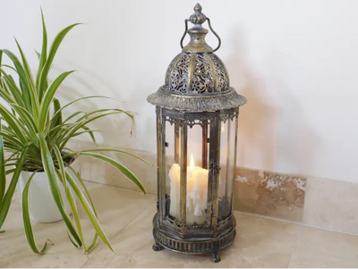 Lanterns & Candleholders